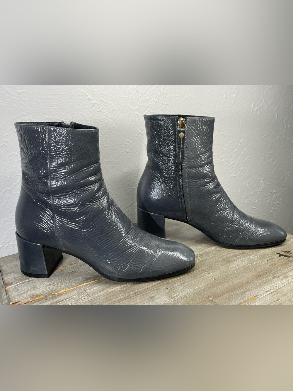 M Gemi Christina 38.5/8 Leather Block Heel Ankle Bootie Hand-Made in Italy